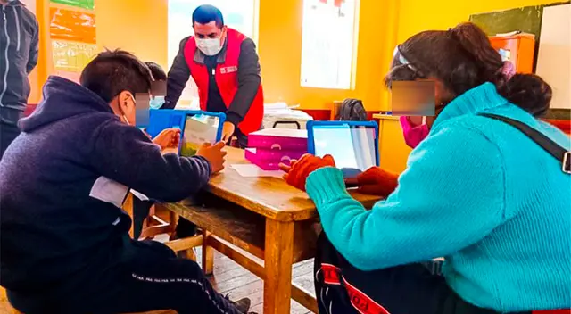 Ante el regreso a clases semipresenciales, menores deben cumplir su cuadro de vacunación. Ante el regreso a clases semipresenciales, menores deben cumplir su cuadro de vacunación.