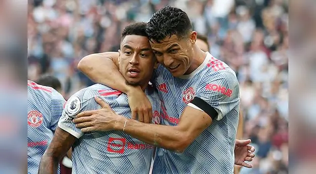 Cristiano Ronaldo sigue con la mecha prendida en el Manchester United ya lleva cuatro goles en tres partidos. Cristiano Ronaldo sigue con la mecha prendida en el Manchester United ya lleva cuatro goles en tres partidos.