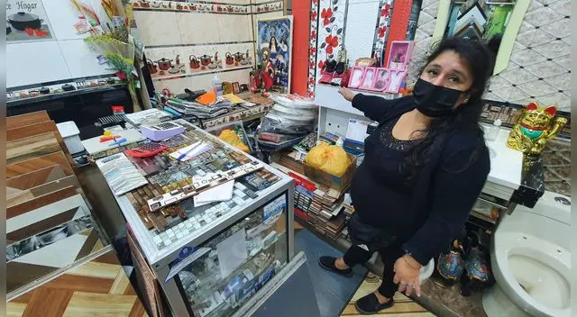 Delincuentes roban dos galerías en SMP Delincuentes roban dos galerías en SMP