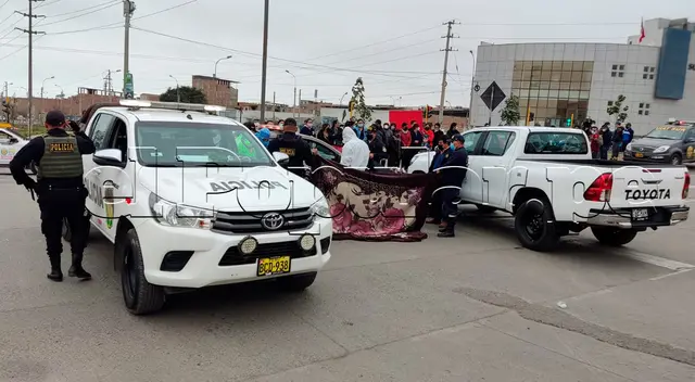 Conductor de camioneta estaría presuntamente ebrio. Conductor de camioneta estaría presuntamente ebrio.