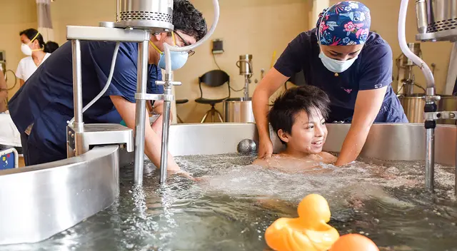 Niños superaron quemaduras.