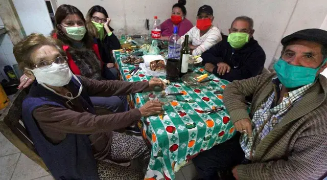 INS reitera que se necesita vacunar al  60 % o 70% de la población antes del inicio de una posible tercera ola.