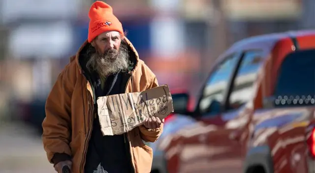El hombre confundió una oferta de bebidas.