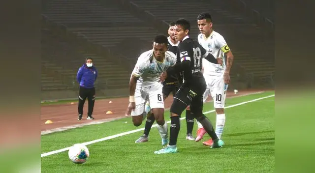 Comercio demostró su mejor juego y derrotó al Llacuabamba Comercio demostró su mejor juego y derrotó al Llacuabamba