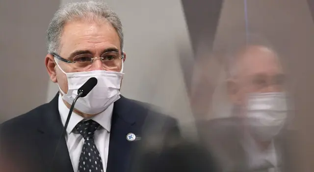 Marcelo Queiroga permanecerá en Estados Unidos durante su periodo de aislamiento.