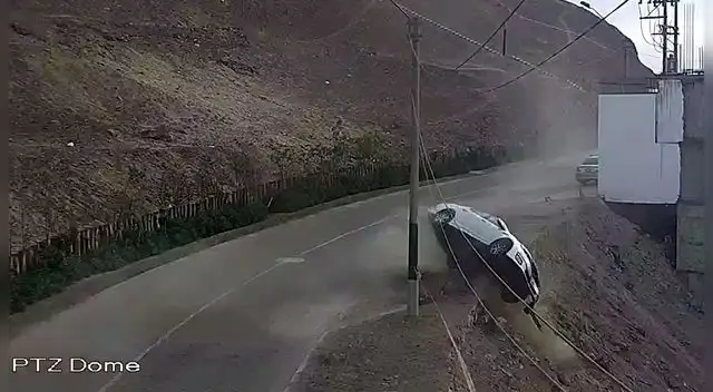 Momento exacto del accidente de tránsito.