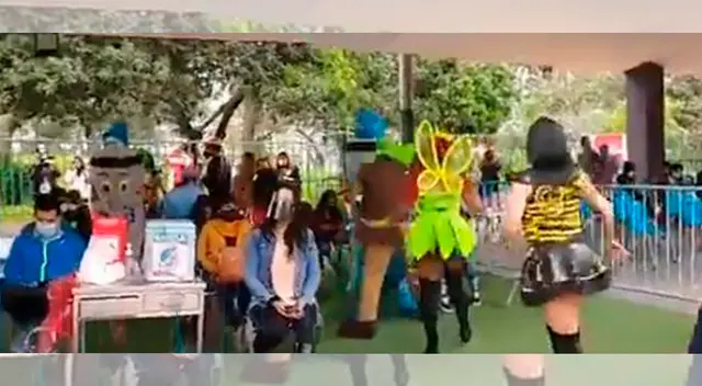 Promueven concurso de disfraces y pijamas para que los ciudadanos se vacunen contra el COVID-19. Promueven concurso de disfraces y pijamas para que los ciudadanos se vacunen contra el COVID-19.