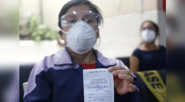 Inmunización en Ica alcanza al 50% de su población, dijo Gallegos.