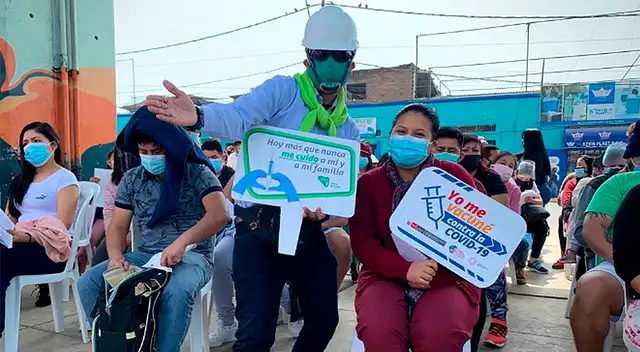 Ciudadanos del emporio de Gamarra fueron inoculados contra el coronavirus.