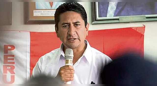 Vladimir Cerrón respalda las amenaza de Guido Bellido con nacionalizar Camisea Vladimir Cerrón respalda las amenaza de Guido Bellido con nacionalizar Camisea