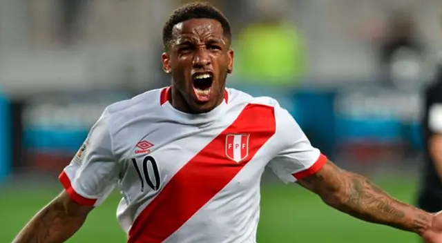Jefferson Farfán fue convocado por Ricardo Gareca para enfrentar a Chile, Bolivia y Argentina.