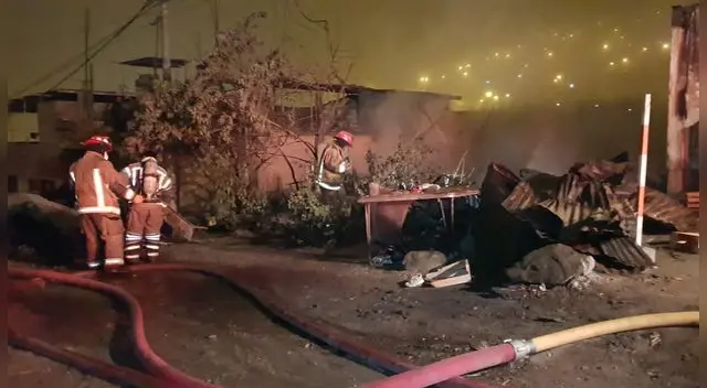 voraz incendio deja damnificada a varias familias