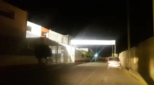 Lamentable hecho ocurrió la medianoche . Al parecer las menores salieron por la puerta principal.