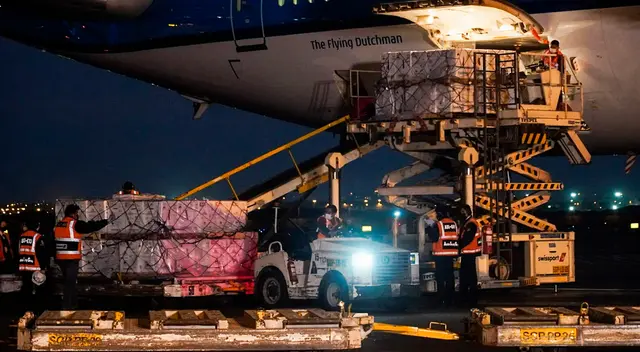 Vacunas arribaron a Aeropuerto Internacional Jorge Chávez.