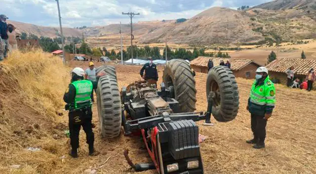 Madre de familia muere a manos de su hijo, quien controlaba un tractor agrícola. Madre de familia muere a manos de su hijo, quien controlaba un tractor agrícola.