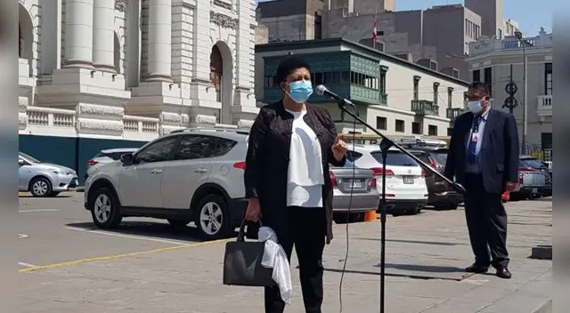 Martha Moyano: “Vamos a tener que conversar sobre la vacancia si siguen con esas actitudes” Martha Moyano: “Vamos a tener que conversar sobre la vacancia si siguen con esas actitudes”