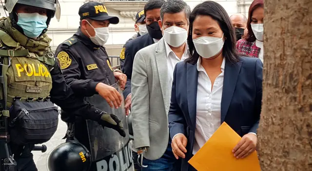 Excandidata agradeció a las personas cercanas a su padre por ayudarla.