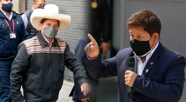 Premier estuvo en la ciudad de Quillabamba, en el Cusco, en donde pidió no creer a la prensa.