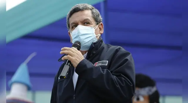 Ministro Cevallos: Inoculación de la tercera dosis de la vacuna contra la COVID-19 se iniciará el 15 de octubre