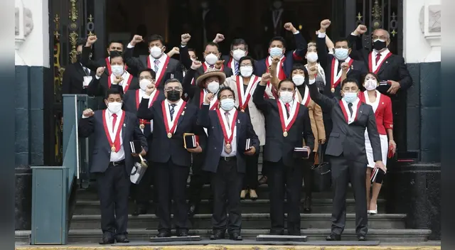 Bancada de Perú Libre anuncia reunión de urgencia