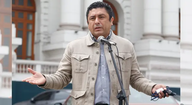 Guillermo Bermejo pone las manos al fuego por el actual ministro del Interior.