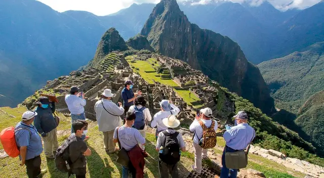 Los días no laborables servirán para reactivar la economía turística del país afectada por la pandemia Los días no laborables servirán para reactivar la economía turística del país afectada por la pandemia
