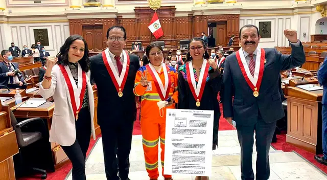 Bancada de Juntos por el Perú presenta proyecto de ley para regular vacancia presidencial