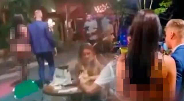 Ciudadanos de Colombia piden que se tomen cartas en el asunto para evitar que vuelvan a ocurrir este tipo de obscenidades. Ciudadanos de Colombia piden que se tomen cartas en el asunto para evitar que vuelvan a ocurrir este tipo de obscenidades.