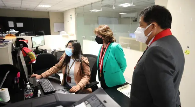 Presidenta del Poder Judicial, Elvia Barrios constató labor de los jueces y del personal de la Corte Superior Nacional Presidenta del Poder Judicial, Elvia Barrios constató labor de los jueces y del personal de la Corte Superior Nacional