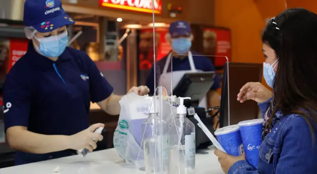 Vuelve la canchita y  gaseosas en los cines tras más de un años en pandemia.