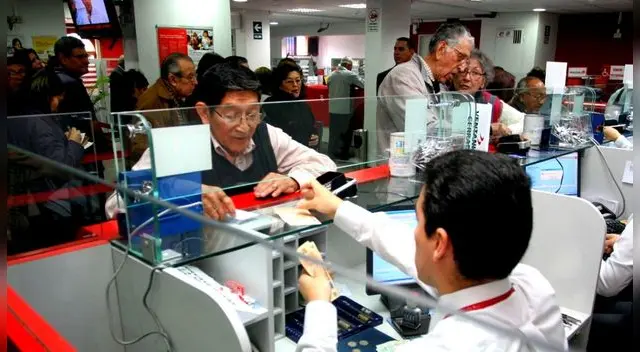 Con la ONP debes aportar un 13% de tu salario a un fondo. Con la ONP debes aportar un 13% de tu salario a un fondo.