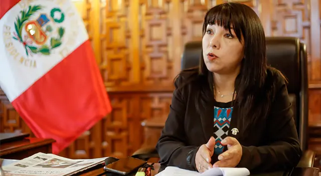 Premier se reunió con presidenta del Congreso para tratar el asunto de la vacancia presidencial. Premier se reunió con presidenta del Congreso para tratar el asunto de la vacancia presidencial.