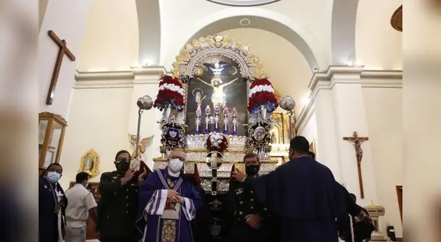 El señor de los Milagros es una de los íconos populares de la religiosidad en el Perú El señor de los Milagros es una de los íconos populares de la religiosidad en el Perú