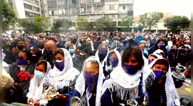 La procesión del Señor de los Milagros no se puede realizar por motivos de la pandemia.