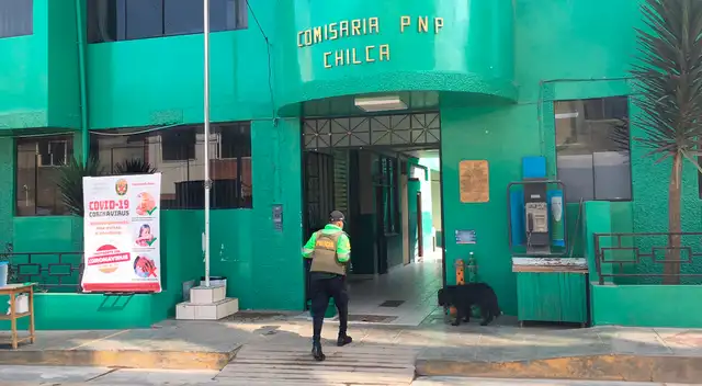 Madre de familia entrega a su hijo por delincuente. Madre de familia entrega a su hijo por delincuente.