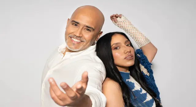 Marco Romero junto Renata Flores. Marco Romero junto Renata Flores.