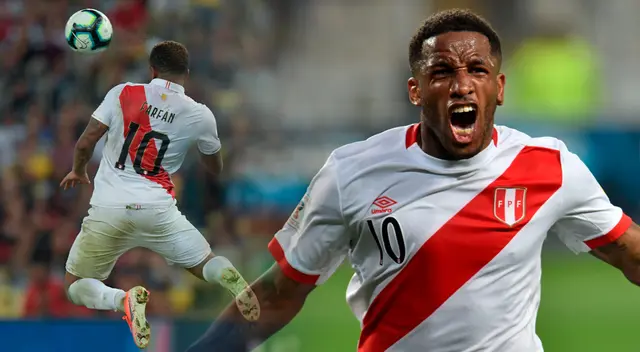 Jefferson Farfán alcanzó un centenar de partidos oficiales con la Bicolor. Jefferson Farfán alcanzó un centenar de partidos oficiales con la Bicolor.