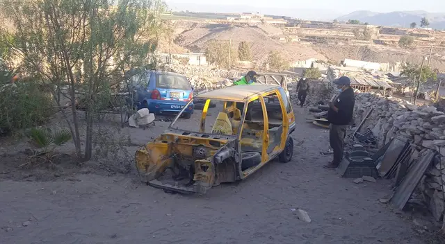 Automóvil modelo Tico fue robado en septiembre pasado. Lo hallaron desmantelado.