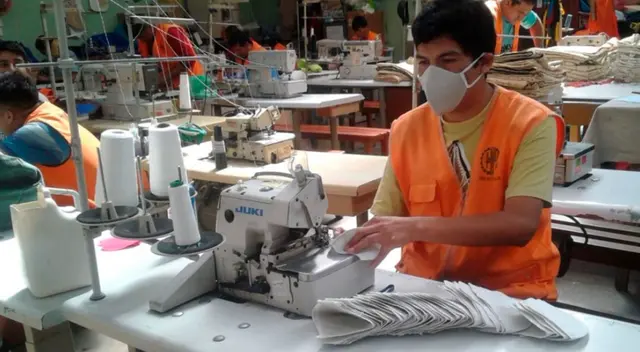 Bono de 70 soles mensuales será entregado a trabajadores en planilla.