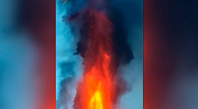 Volcán Cumbre Vieja en erupción. Volcán Cumbre Vieja en erupción.