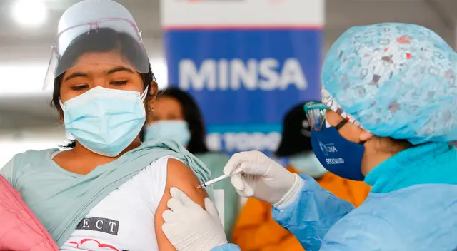 Menores deberán acudir con sus padres para ser vacunados contra la COVID-19