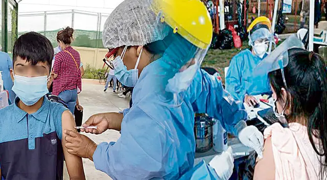 Vacunación contra la COVID-19 a menores de 12 a 14 años Vacunación contra la COVID-19 a menores de 12 a 14 años