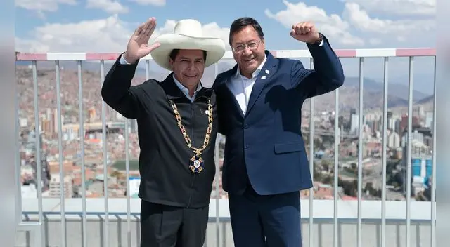 Pedro Castillo y Luis Arce durante las visita del presidente peruano a La Paz. Foto: Presidencia del Perú Pedro Castillo y Luis Arce durante las visita del presidente peruano a La Paz. Foto: Presidencia del Perú