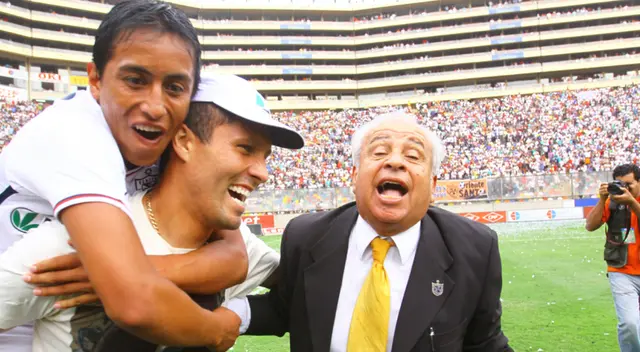 Christian Cueva fue parte de la gran campaña de la San Martín 2010 hasta lograr el título. Christian Cueva fue parte de la gran campaña de la San Martín 2010 hasta lograr el título.