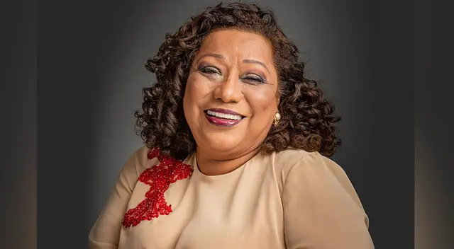 Bartola tiene más de cinco décadas en el ambiente artístico.