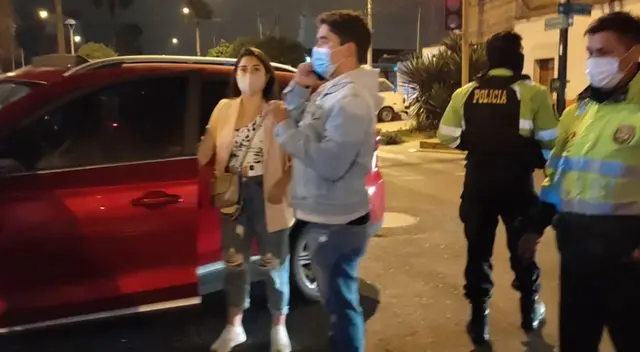 Conductora del vehículo. Conductora del vehículo.