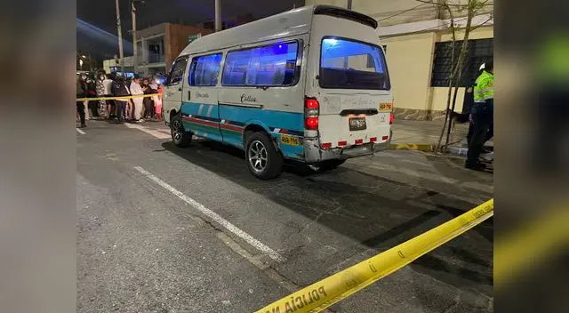 joven es asesinado mientras viajaba en una combi joven es asesinado mientras viajaba en una combi