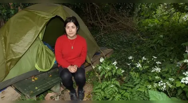 Conmovedora historia. La profesora Aimée Lê vivió durante dos años en una carpa. (Foto: Twitter) Conmovedora historia. La profesora Aimée Lê vivió durante dos años en una carpa. (Foto: Twitter)