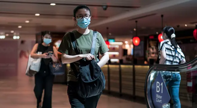 Singapur teme que la nuevas variantes pongan de nuevo al país en aprietos.