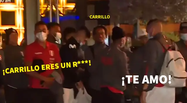 André Carrillo y los demás futbolistas recibieron a los hinchas sin pensar que todo terminaría en chacota.